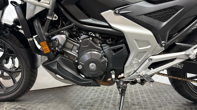 Honda NC750X Manual